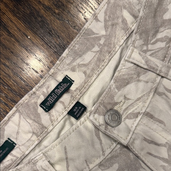 Wild fable ladies Leaf Print Wide-Leg Pants - Picture 3 of 5